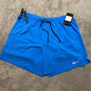 BNWT Men’s Nike dri fit running shorts